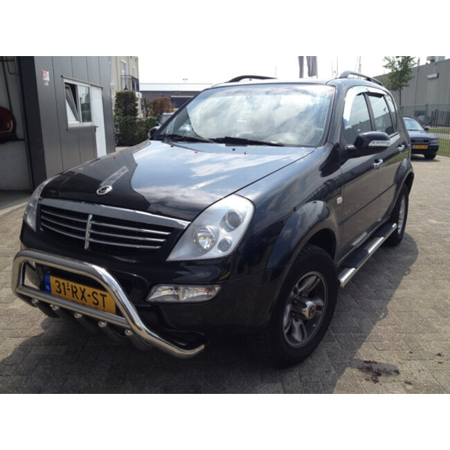 SsangYong Rexton Sidebars rechte buis 70 mm met opstapjes