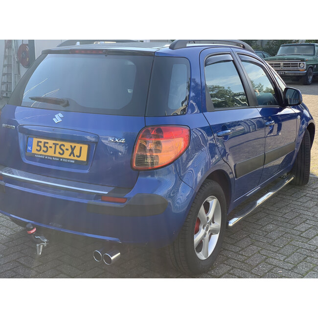 Suzuki SX4 Sidebars met opstapjes