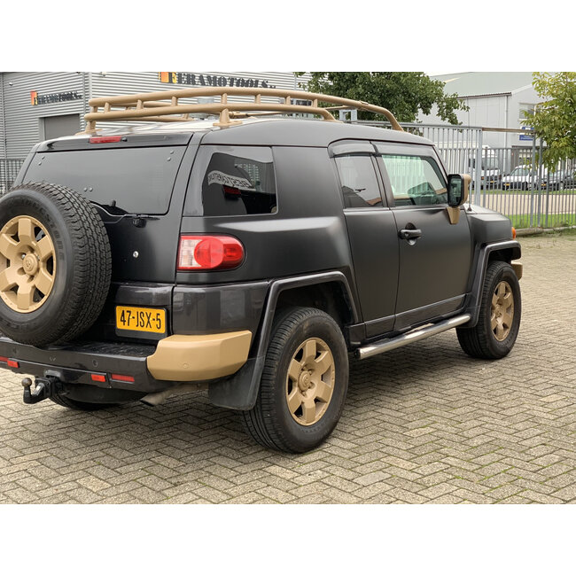 Toyota FJ Cruiser Sidebars met steps