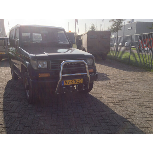 Toyota Land Cruiser 120 Pushbar Bullbar met carterbeschermer