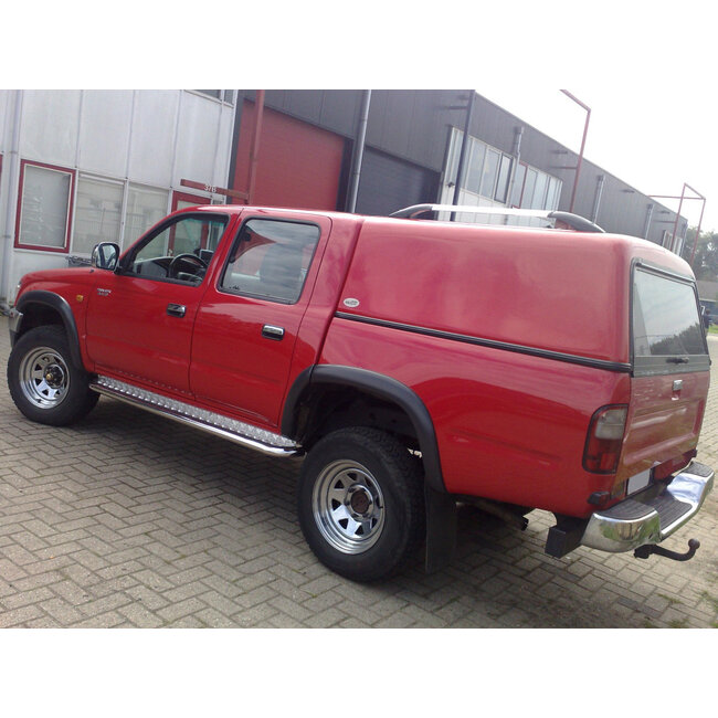 Toyota Land Cruiser 120 Sidebars met aluminium trede