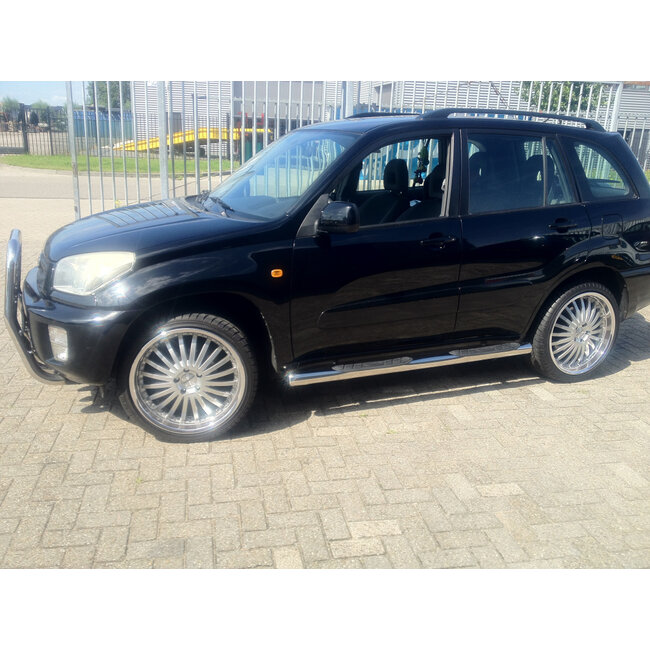 Toyota Land Cruiser 120 Sidebars steps