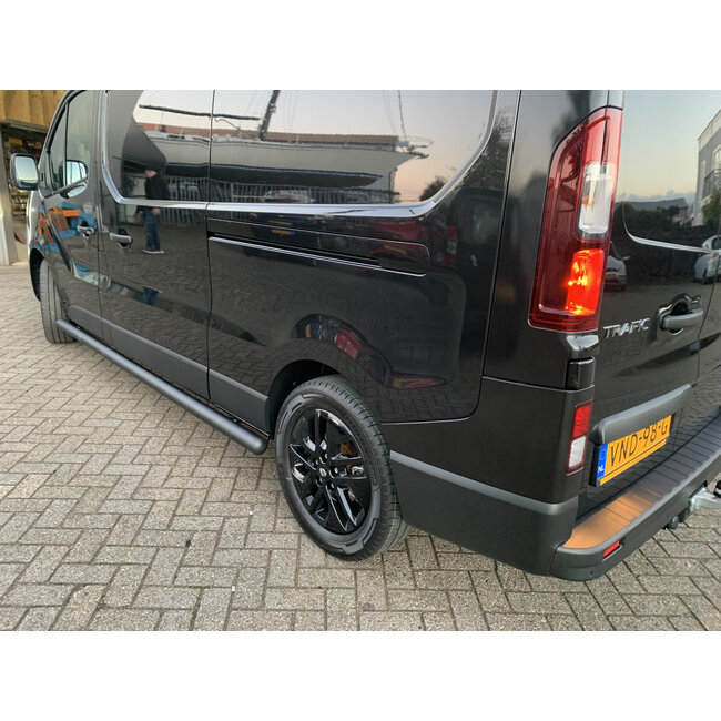Vivaro NV300 Trafic Talento Sidebars Zwart L1