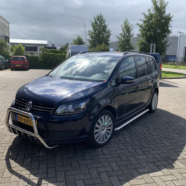 Volkswagen Touran Sidebars met RVS Plaat