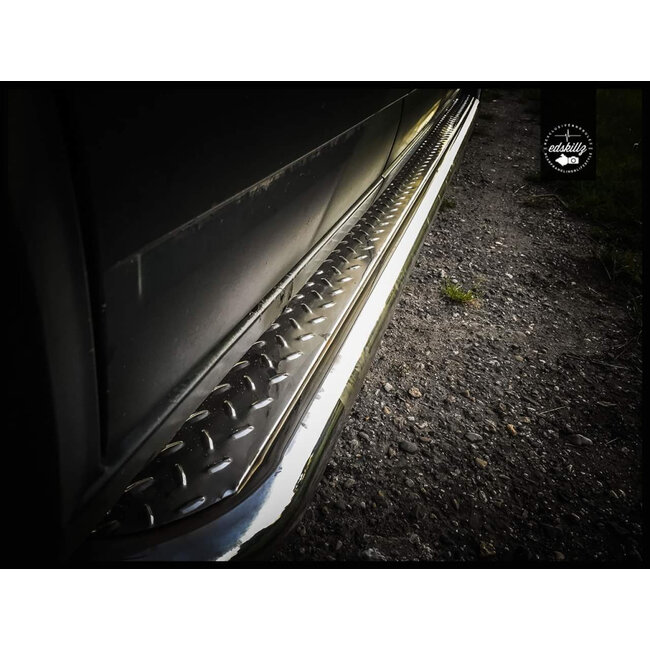 VW T4 Sidebars buis 60 mm met RVS trede (set van 2 stuks) L2