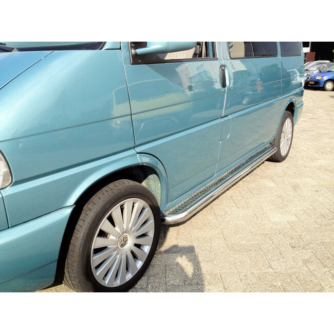VW T4 Sidebars buis 60 mm met RVS trede (set van 2 stuks) L2