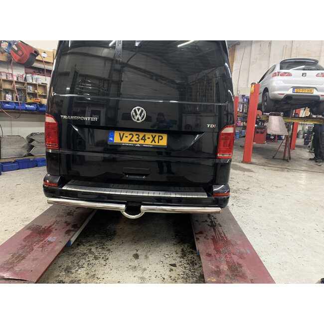 VW T5 T6 Rearbar Achterbar Met trekhaak