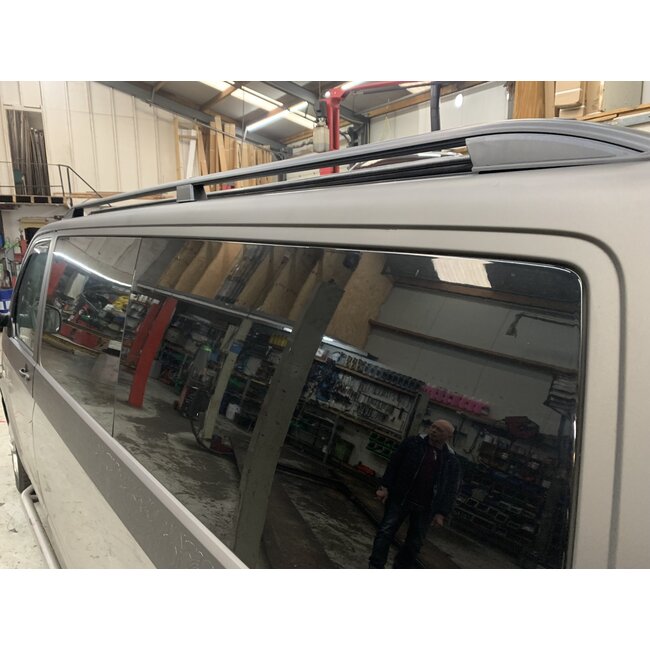 VW T5 T6 Dakrails Gebogen Aluminium Zwart