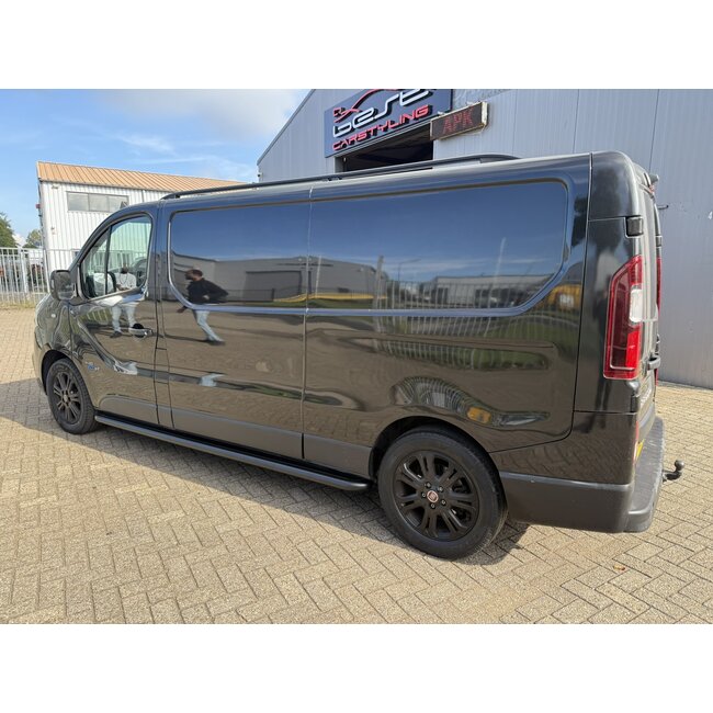 Opel Vivaro Renault Trafic Sidebars buis 60 mm met RVS trede Zwart gepoedercoat