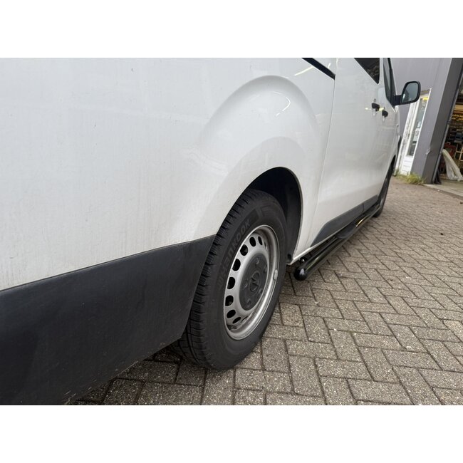 Opel Vivaro vanaf 2019 Sidebars met steps L2/L3 Zwart Gepoedercoat
