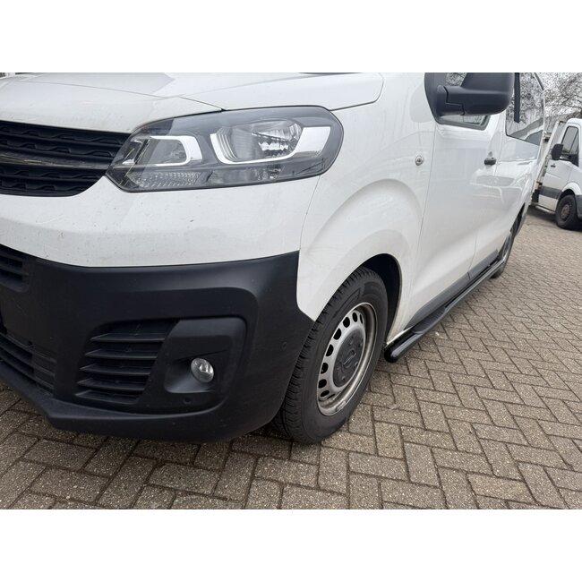 Opel Vivaro vanaf 2019 Sidebars met steps L2/L3 Zwart Gepoedercoat