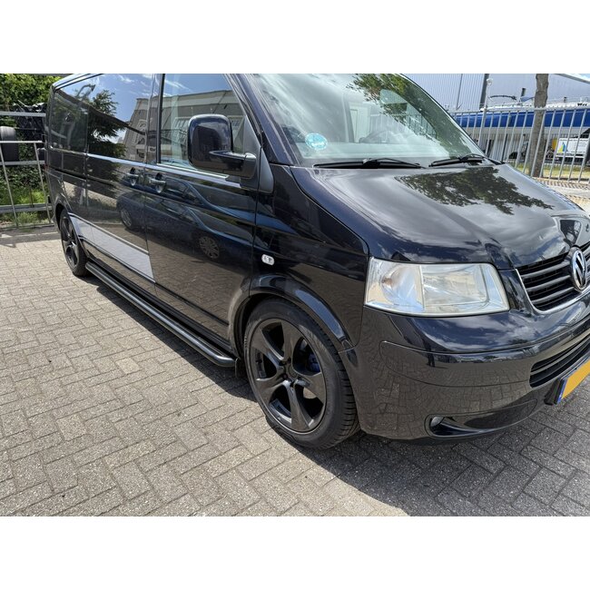 VW T5 T6 Sidebars buis 60 mm met RVS trede Zwart gepoedercoat