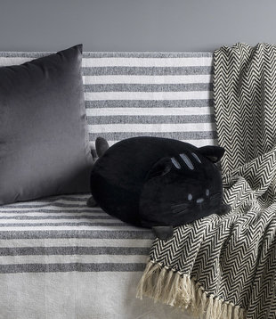 pillow - kitty (black)