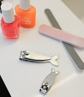 nail clippers - fish (chrome)