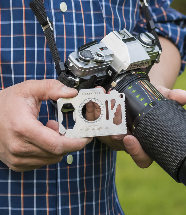 Kikkerland multifunctional tool - camera