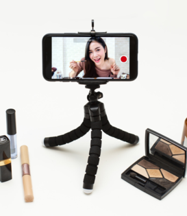 smartphone tripod