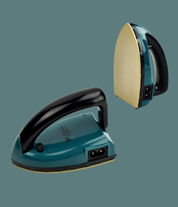 Legami mini travel iron