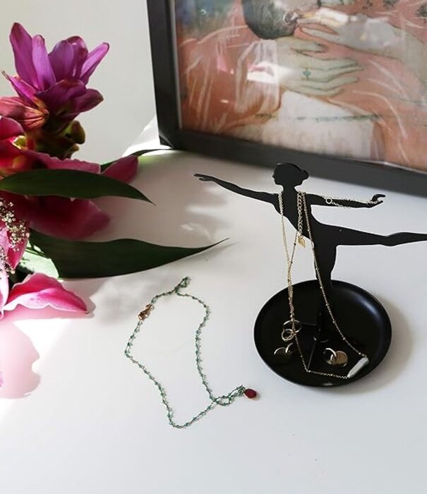 Kikkerland jewelry stand - ballerina