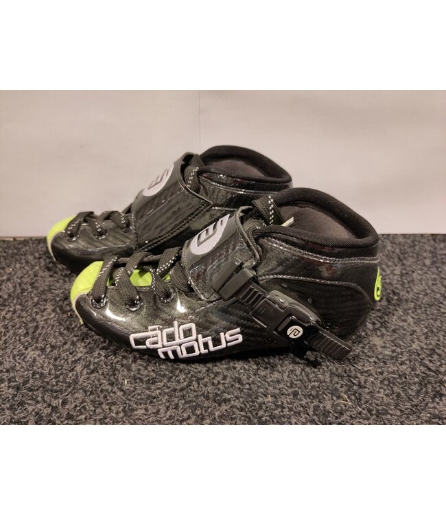 CadoMotus Maat 32 Steek 150 - CadoMotus Rookie Neon Skeelerschoen - 2eHands
