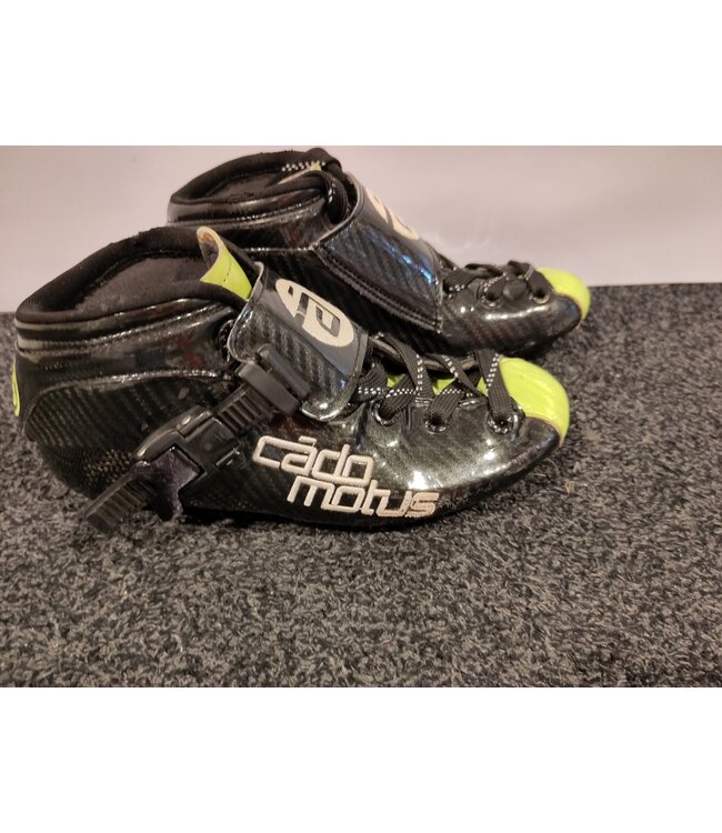 CadoMotus Maat 35 Steek 165 - CadoMotus Rookie Neon Skeelerschoen - 2eHands
