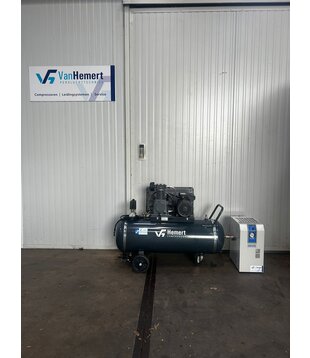 Gebruikte zuigercompressor HS350-100 & SMC koeldroger IDFA4E