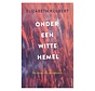 Onder een witte hemel