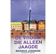 De man die met poppen speelde-trilogie 3 - De vrouw die alleen jaagde