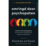 Nieuw binnen Omringd door psychopaten