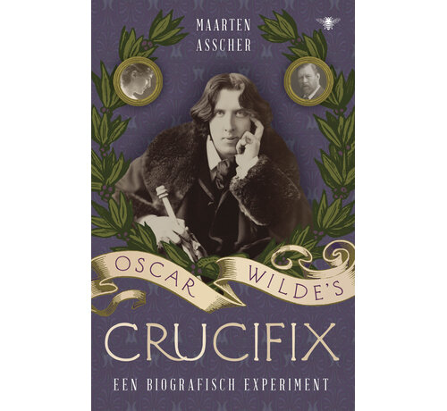 Nieuw binnen Oscar Wilde's crucifix