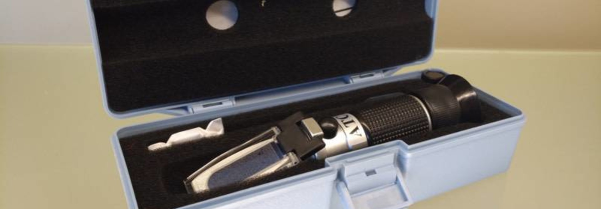 Refractometer HB95