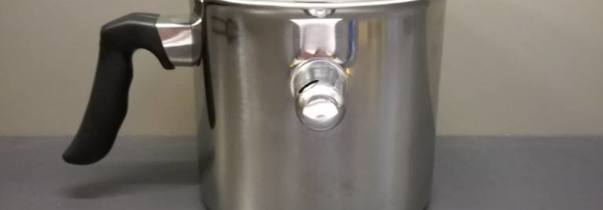 Cuve inox pour fondre la cire