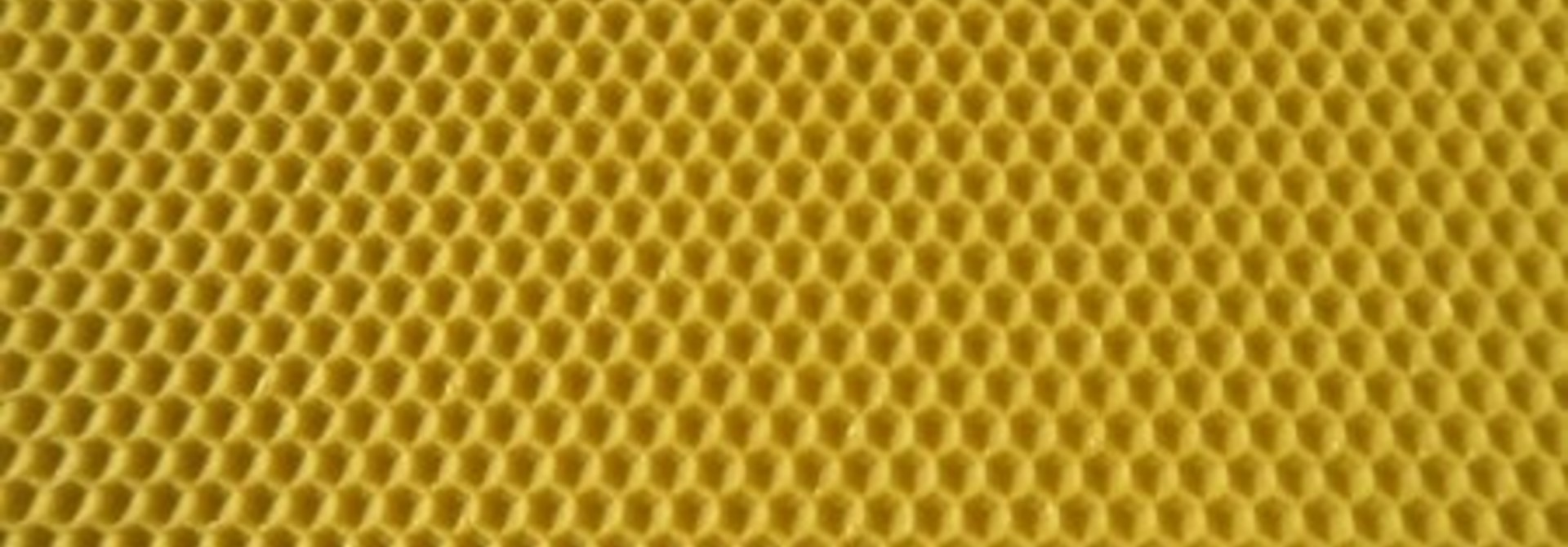 Certified beeswax foundation - German-Normal brood chamber - 2 kg