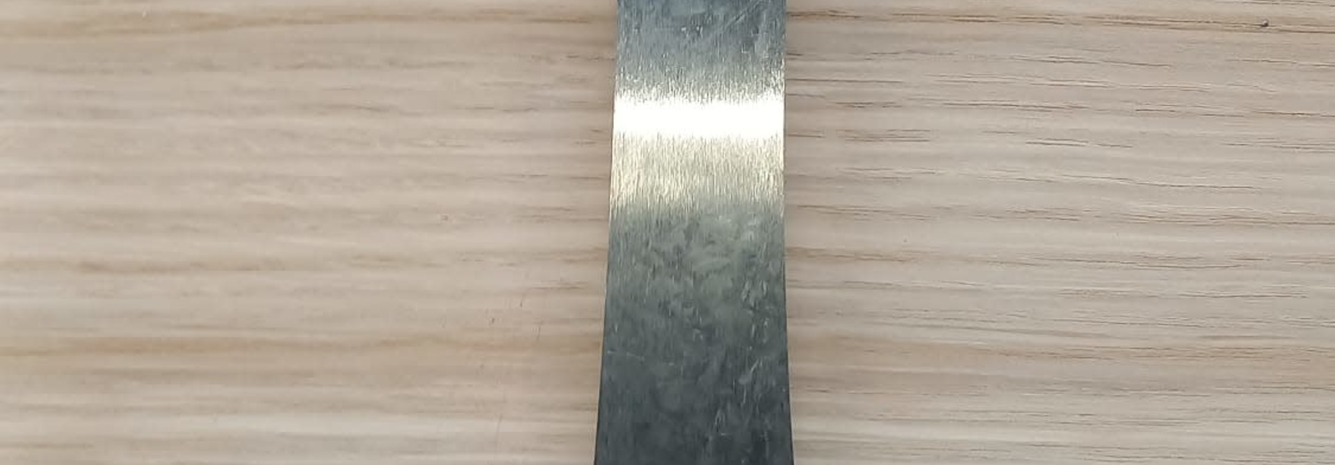 Luxurious hive tool