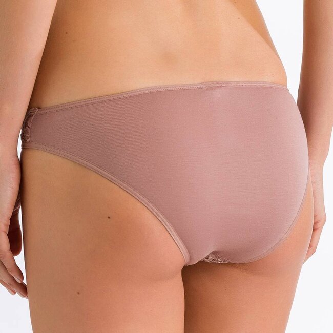 Hanro Mini·Slip·Moments·Soft almond (bruin)