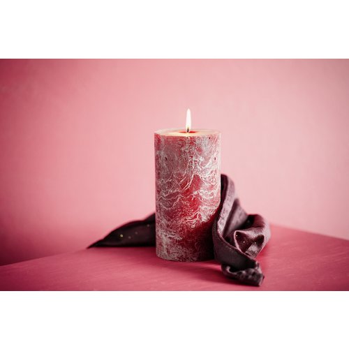 Bolsius Bolsius Stub candle Velvet Red Ø68 mm - Height 19 cm - Dark red - 85 burning hours