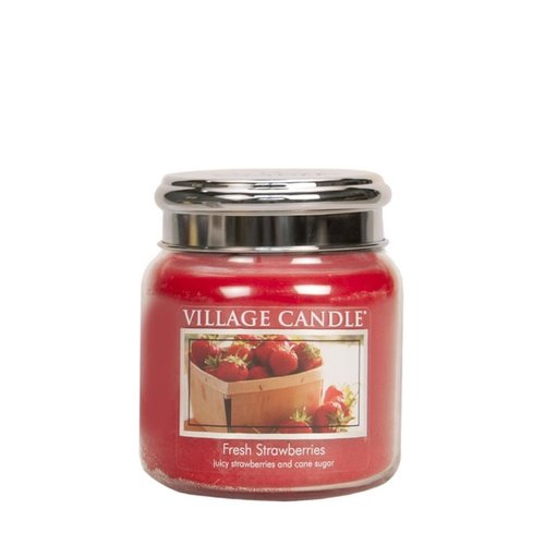 Village Candle Village Candle Strawberries 389 gram