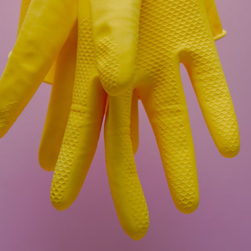 Sacudir, barrer y fregar