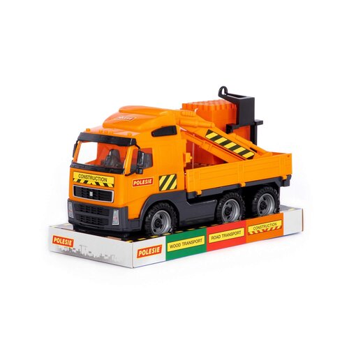Volvo Construction truck with stone clamp