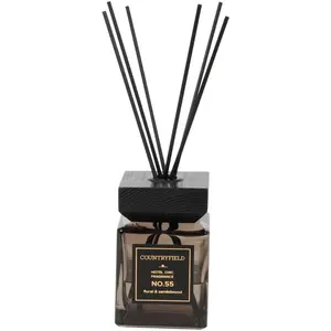 Countryfield Fragancia Countryfield en varillas de caña n.° 55 - Floral y sándalo - Cuadrada - 100 ml Countryfield Fragancia Countryfield en varillas de caña n.° 55 - Floral y sándalo - Cuadrada - 100 ml