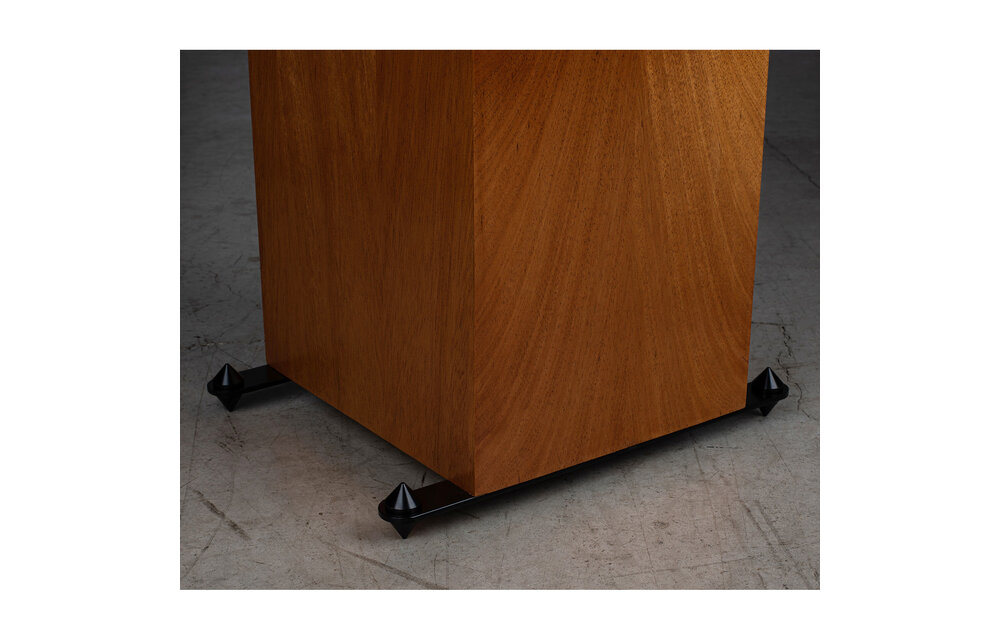 OA-4 Outrigger Speaker Spike Set with Steel Base 4 Pcs.