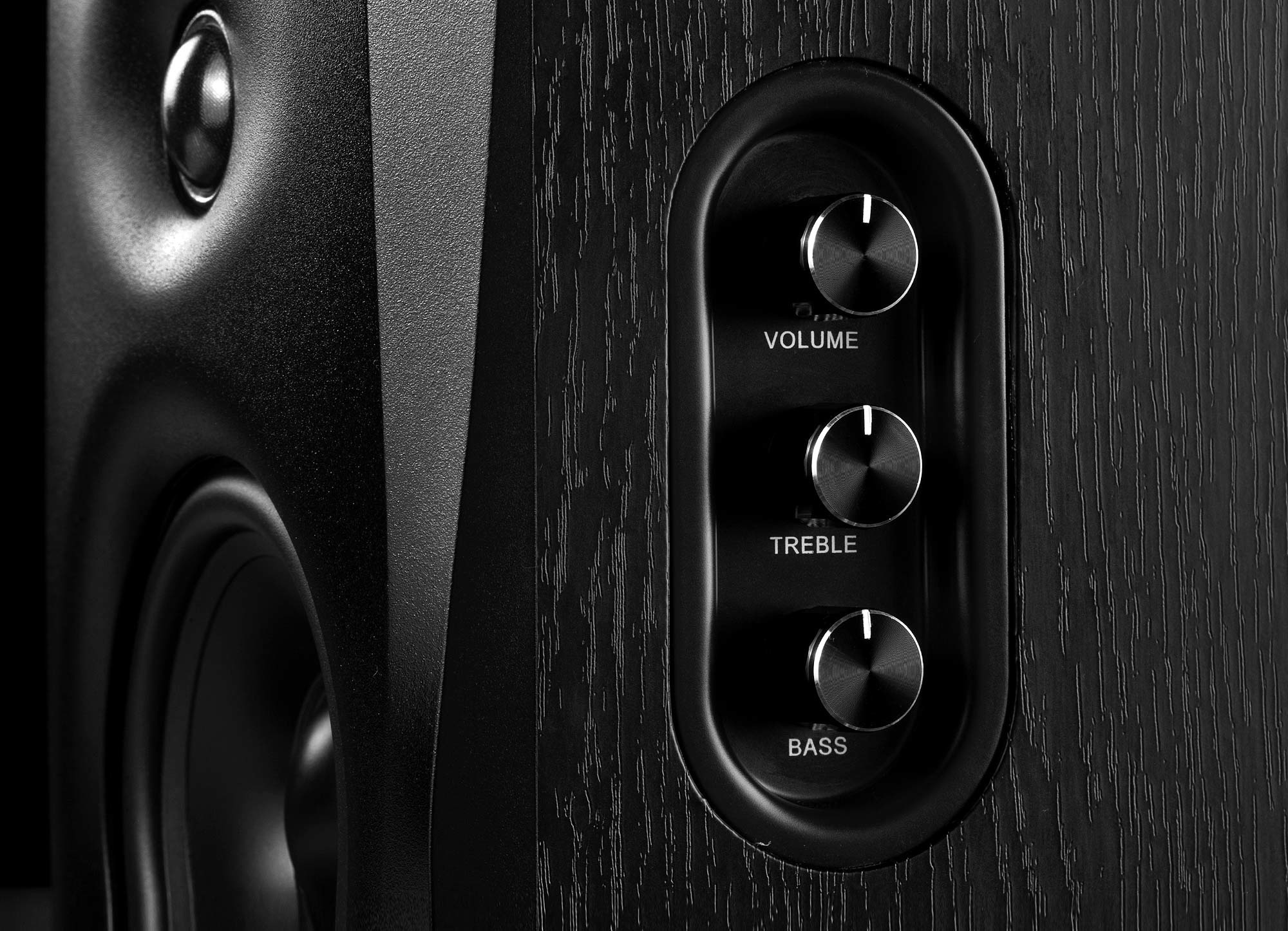 Swans D1010-IVB Powered 2.0 Bluetooth Bookshelf Speakers