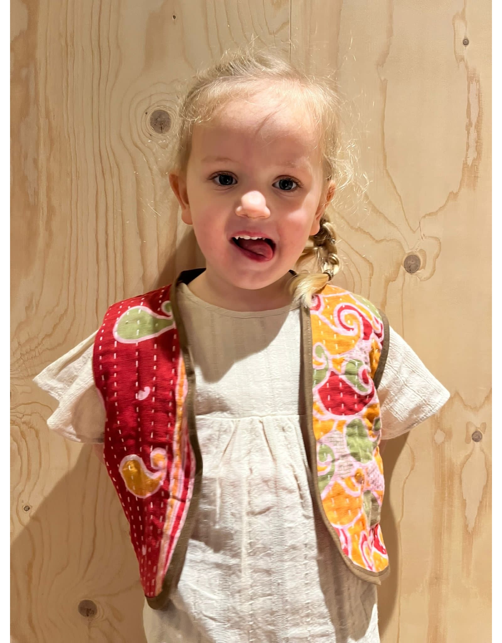 Kanthakids gilet 5 XS ( 2-7 jaar )