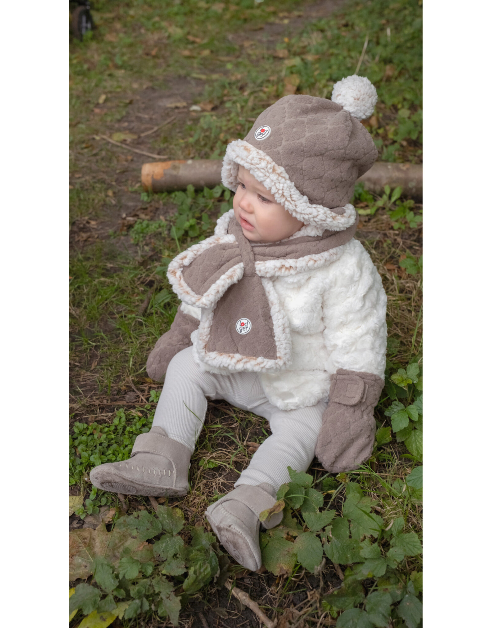 Lodger Hatter Folklore Fleece Buffalo