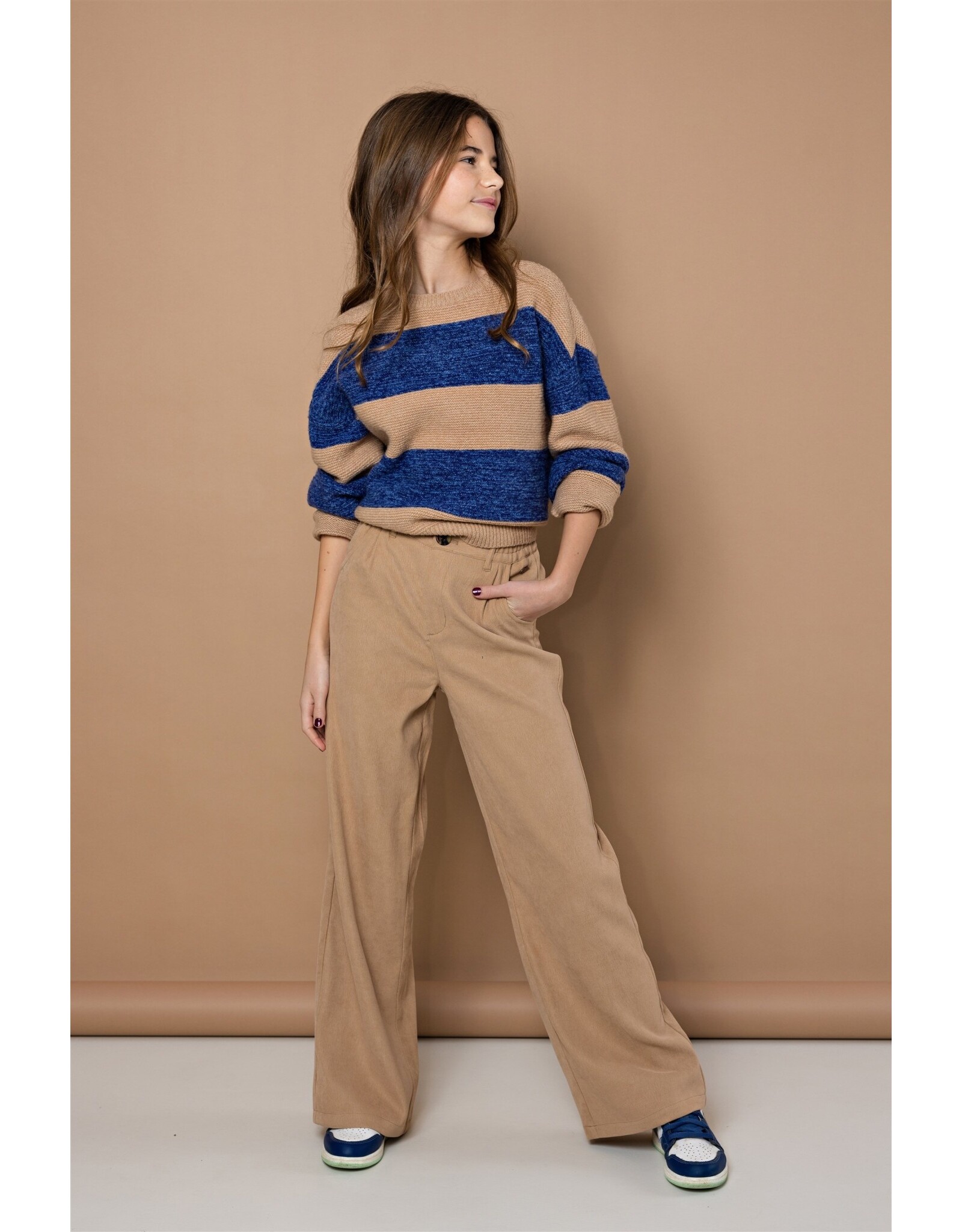 Nobell Kessy knitted colorblock croppepd sweater Ensign Blue