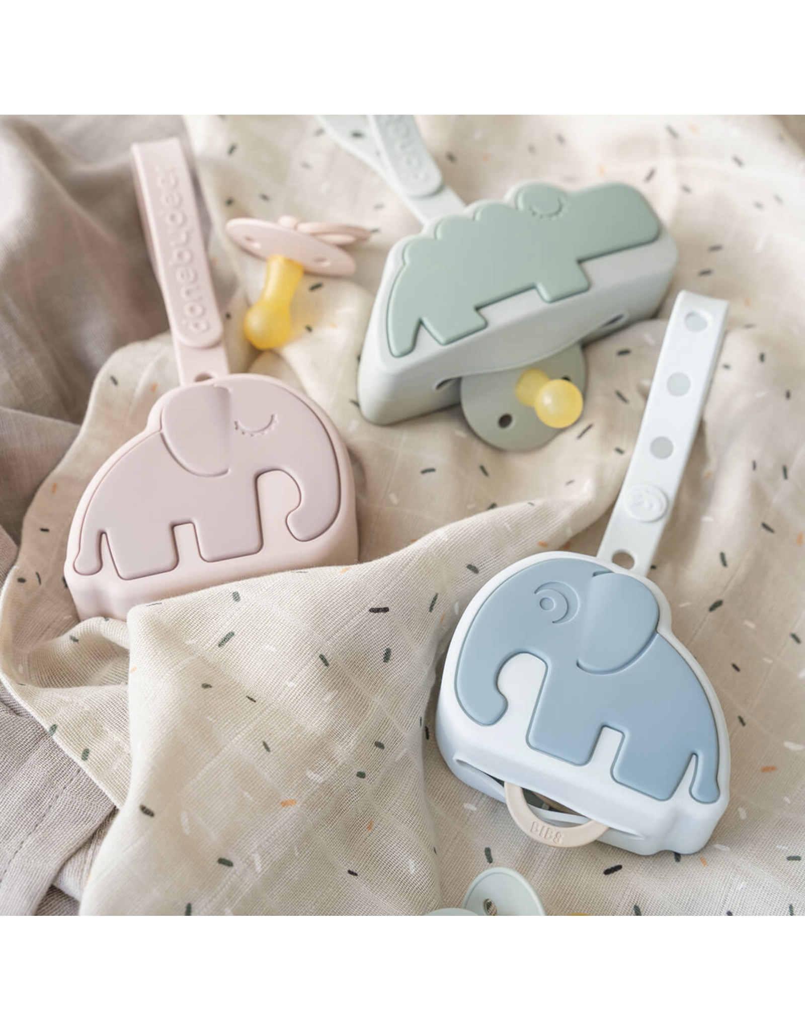 Done by Deer Silicone pacifier poch Elphee Powder