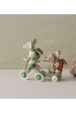 Maileg Abri a tricycle Mouse Green Maileg Abri a tricycle Mouse Green