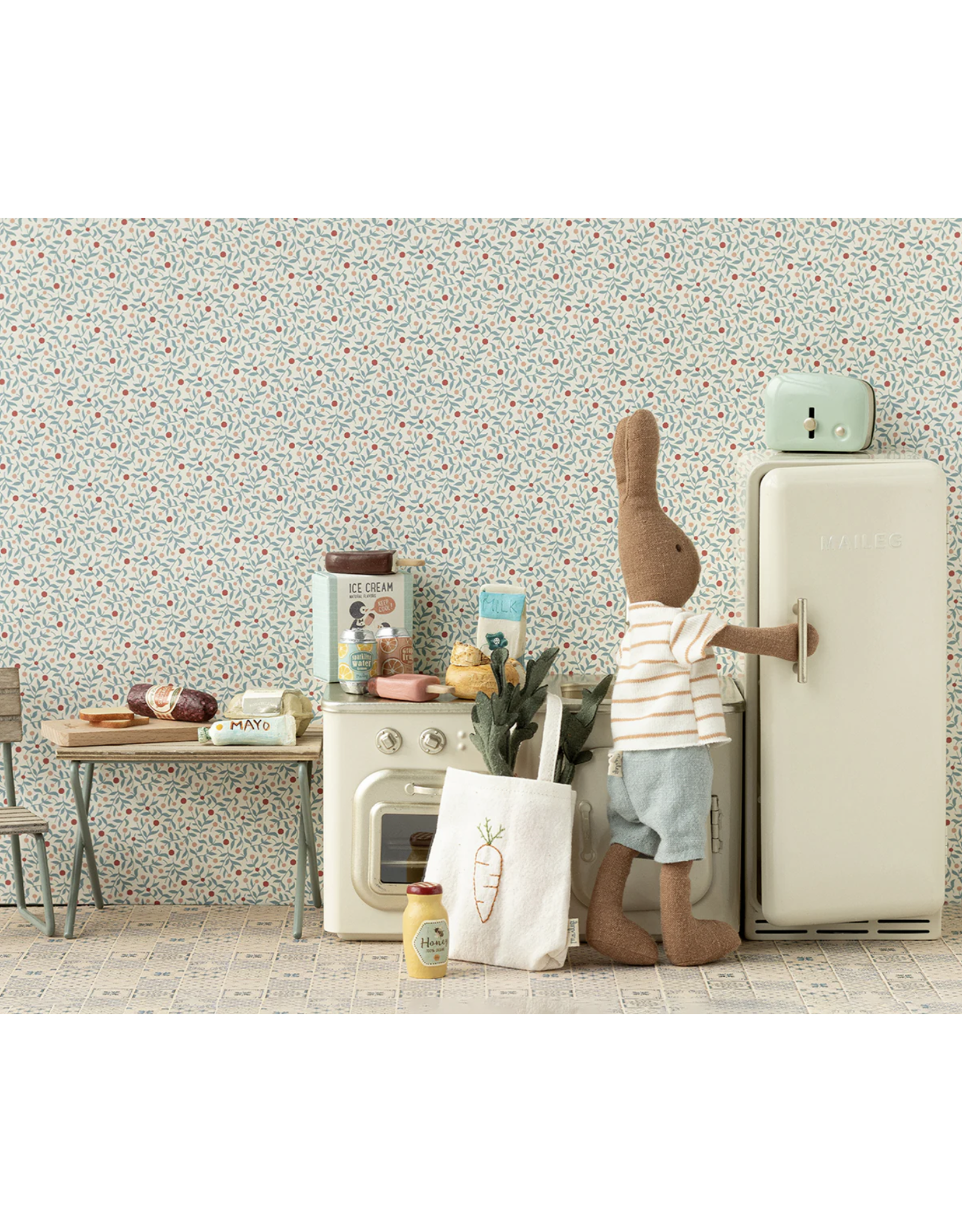 Maileg Miniature grocery box