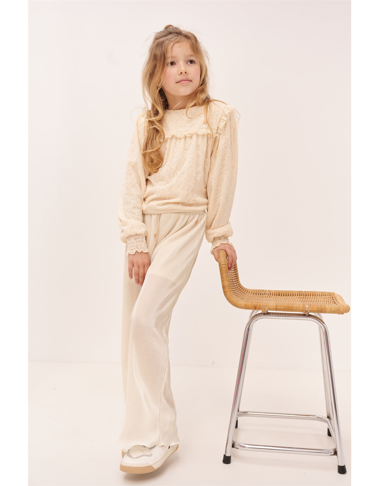 Nono Tirzy embroidered mesh blouse l/sl Pearled Ivory