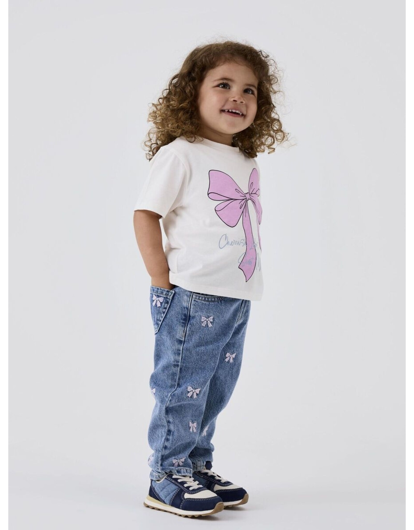 Name it NMFBELLA MOM EMB JEANS medium blue /BOWS