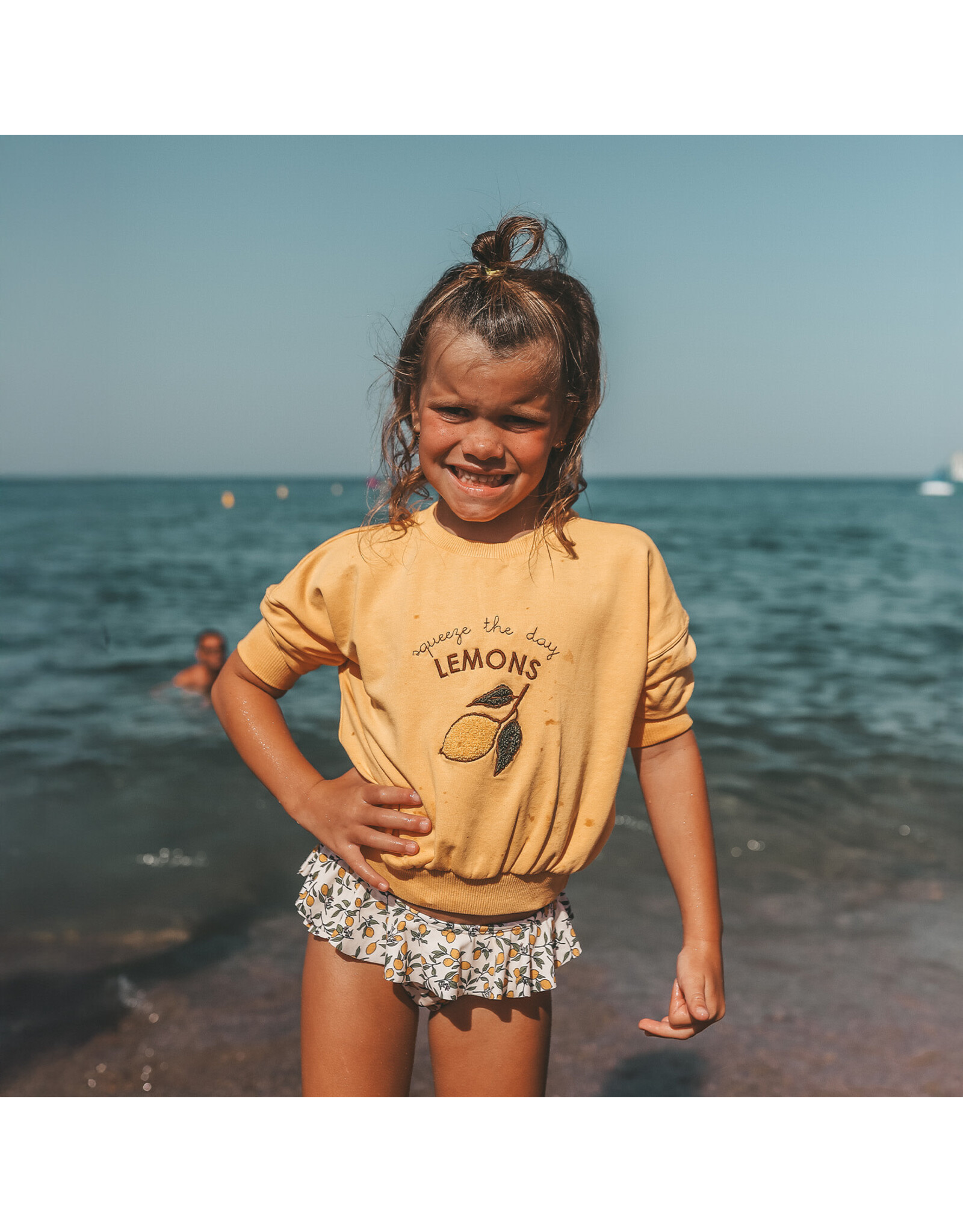 Salted Stories Lemons | Oversized Sweater Golden Apricot